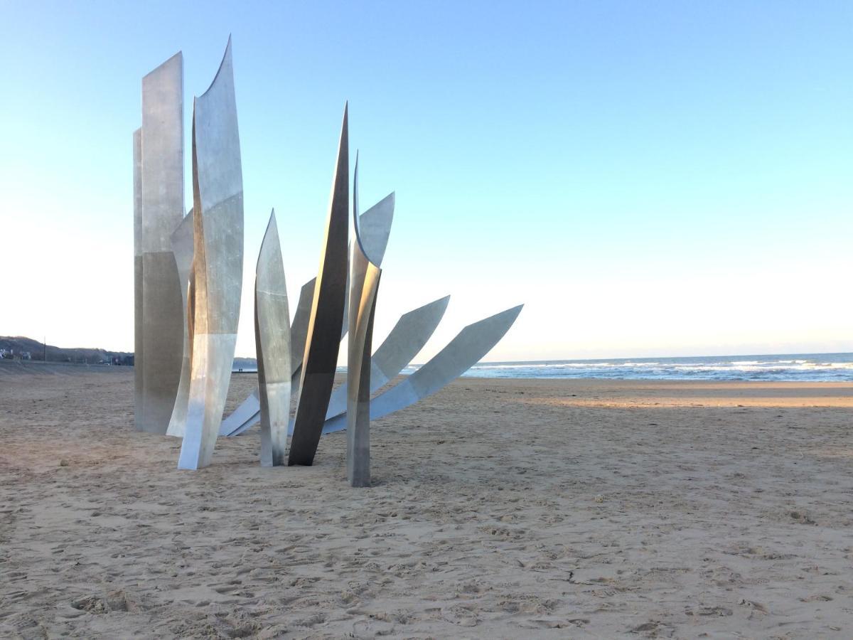 Les Chambres D'Omaha Beach Etablissement Avec Deux Chambres D'Hotes, Petit-Dejeuner Compris Fait-Maison Et Produits Locaux ヴィエルヴィル・シュル・メール エクステリア 写真