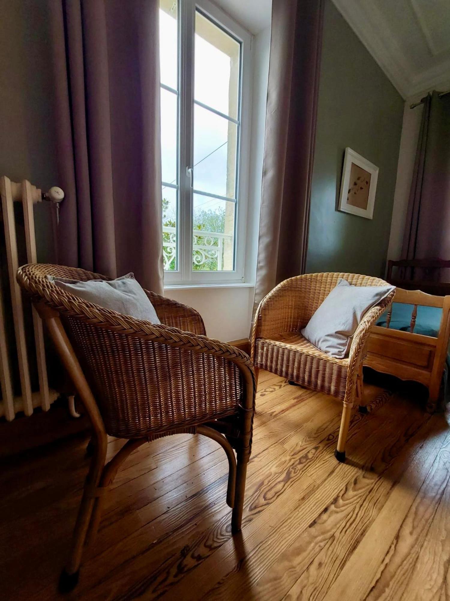 Les Chambres D'Omaha Beach Etablissement Avec Deux Chambres D'Hotes, Petit-Dejeuner Compris Fait-Maison Et Produits Locaux ヴィエルヴィル・シュル・メール エクステリア 写真
